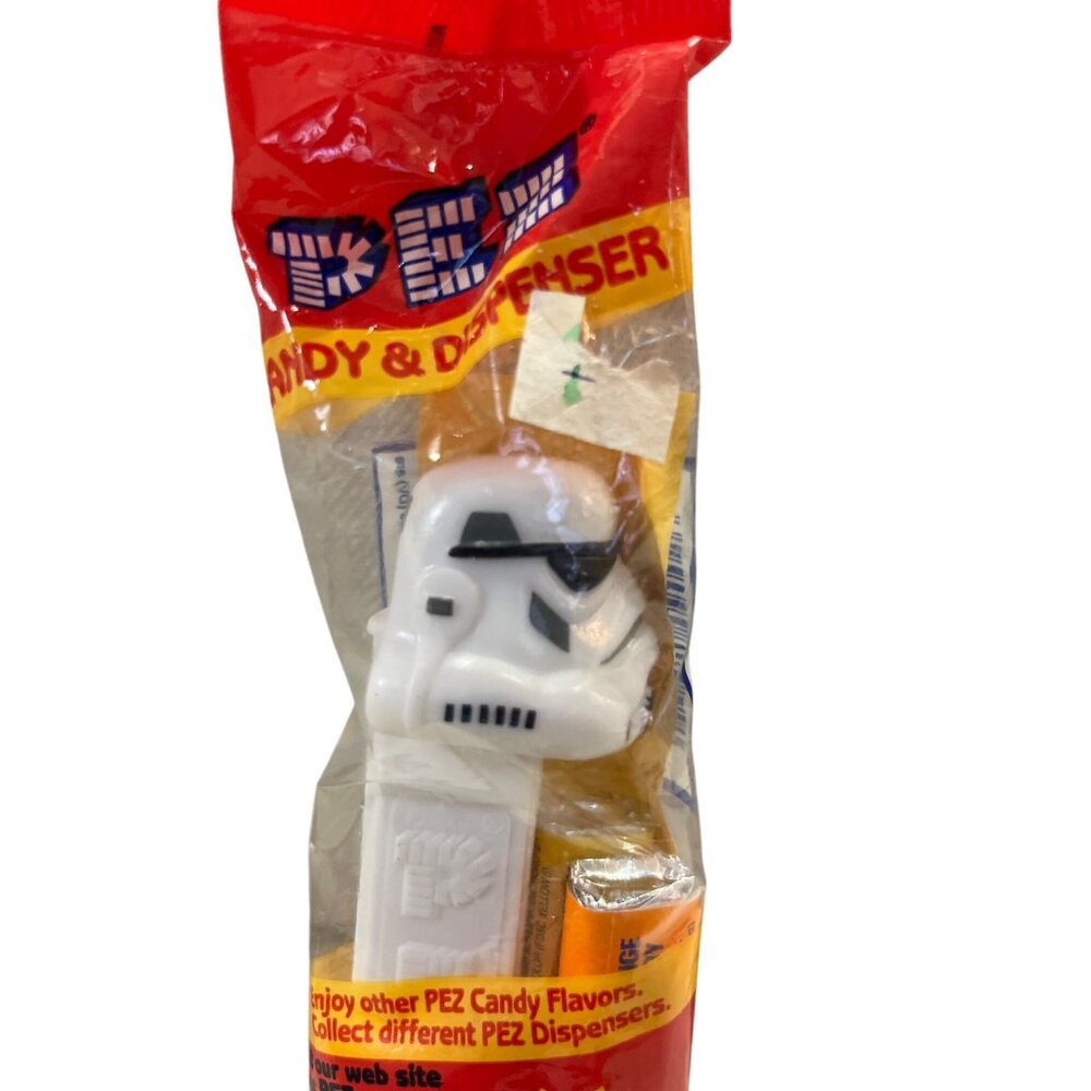 Vintage Star Wars PEZ Candy Dispensers Chewbacca & Stormtrooper Set Of 2 New In - Picture 2 of 7